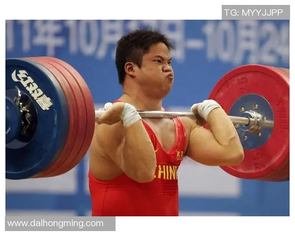 以举重运动员为核心探讨体育精神与训练挑战的多维度解析